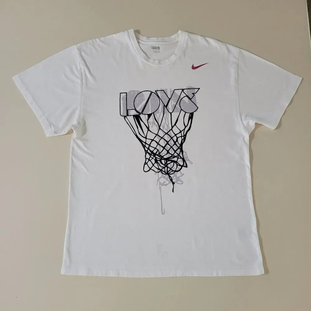 Nike Men's White Crewneck LOVE Net Short Sleeve Tee